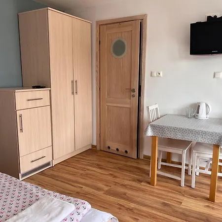 Guest house Skiper Debki