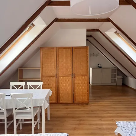 Skiper Guest house *