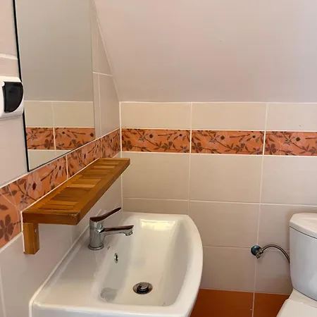 Skiper בית הארחה 3*